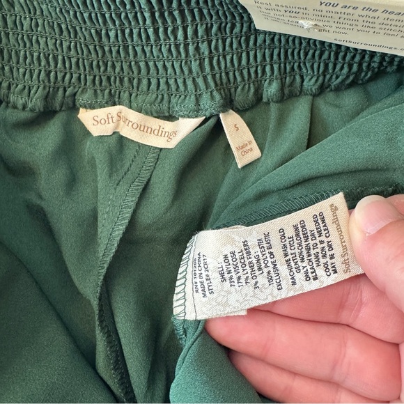 NEW Soft Surroundings Small Green Lace Wide Leg Full Length Pants Festive - Picture 9 of 9